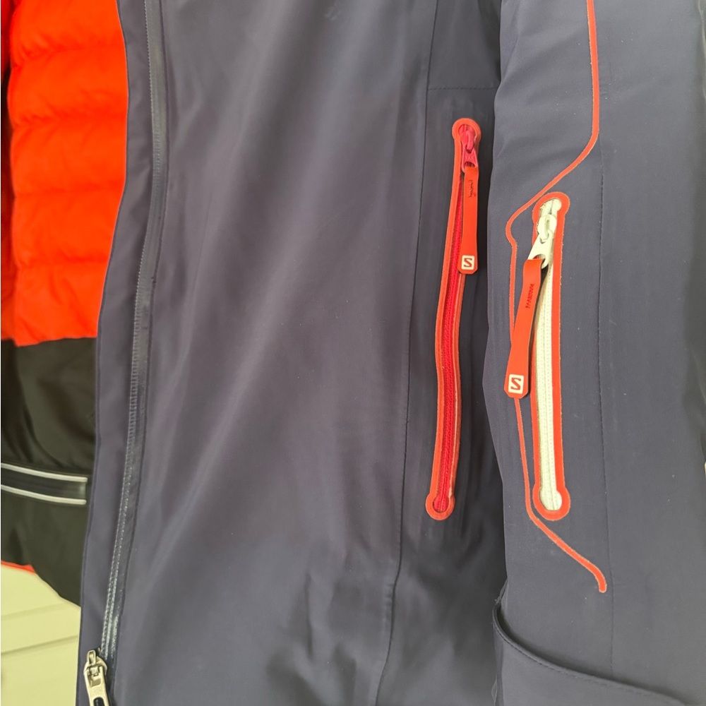 Salomon Blue Ski Jacket with Waterproof Shell and Insulated Layer - Picture 3 of 5